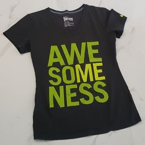 Nike Dri Fit Awesomeness Gray Green Small